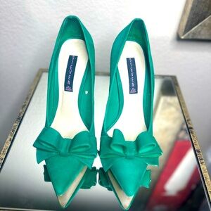 Steve Madden Green Suede Pumps